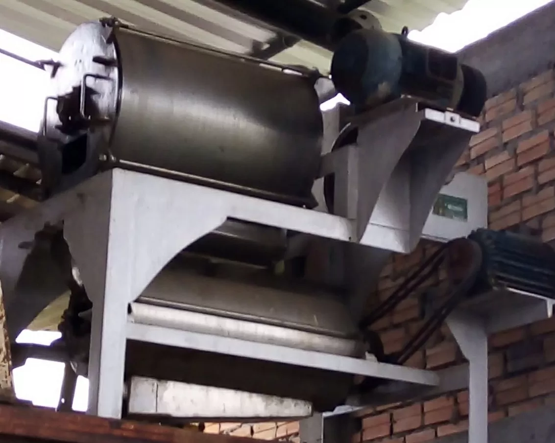 Despolpadeira 2 estagios Despolpadeira 2 estagios